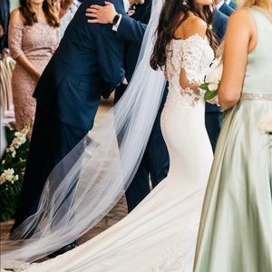 Lela rose cathedral veil